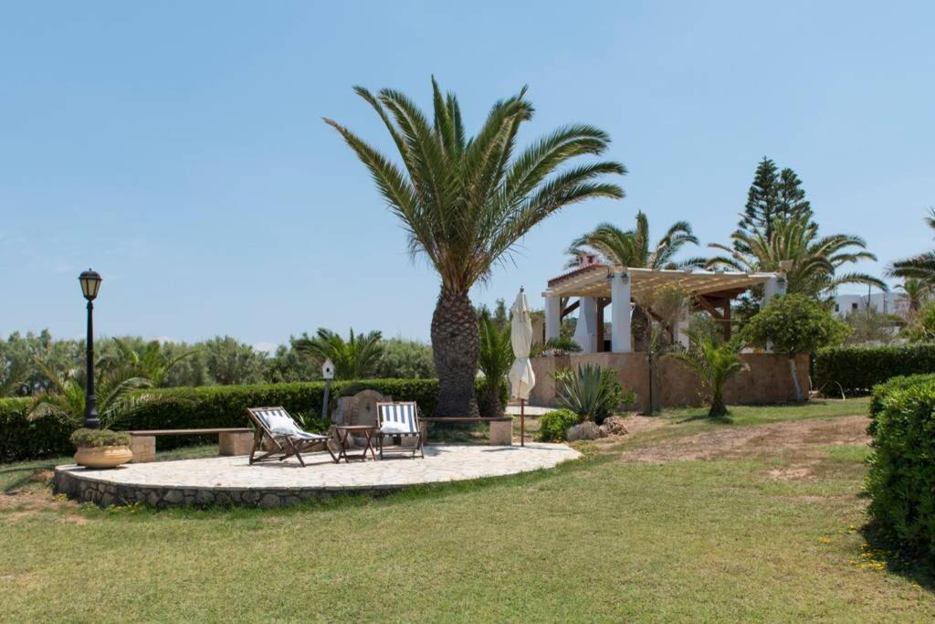 Palmaya Villa, Unique Seafront Experience Vagia  المظهر الخارجي الصورة